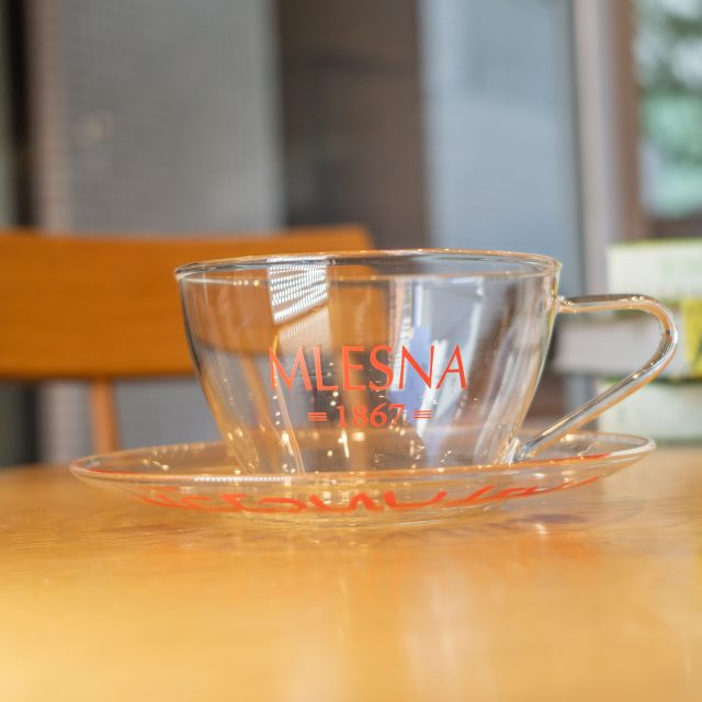 【数量限定】ガラスのティーカップ＆ソーサー（赤）